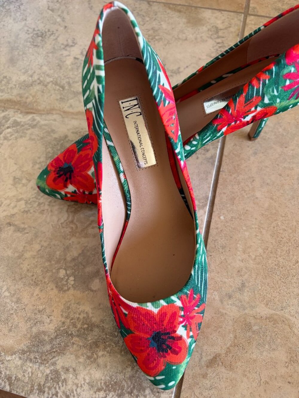 International Concepts Floral design heels -Excellent condition! Size 8M